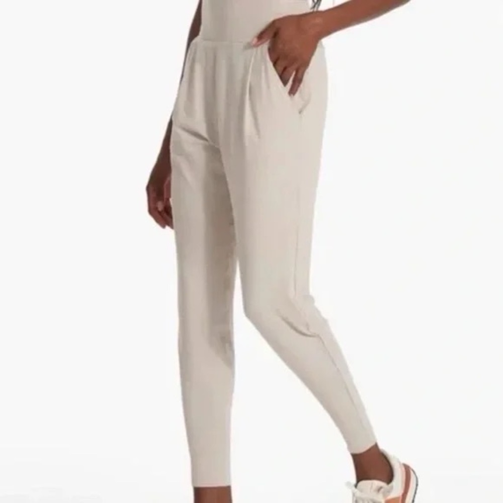 Vuori At Ease Jogger